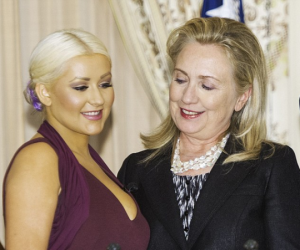 Christina Aguilera chats Hilary Clinton eyeing her cleavage